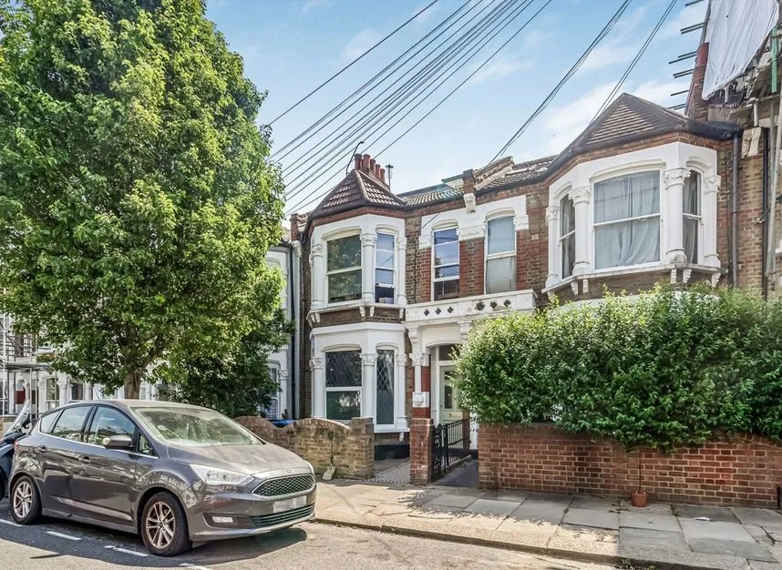 2 bed flat for sale — Burrows Road, Kensal Rise, NW10