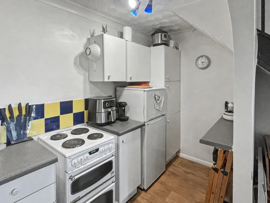 Lawsone Rise, High Wycombe HP13 5NS, photo 5