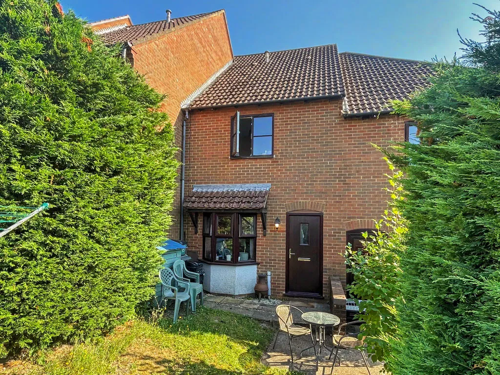 Lawsone Rise, High Wycombe HP13 5NS, photo 2