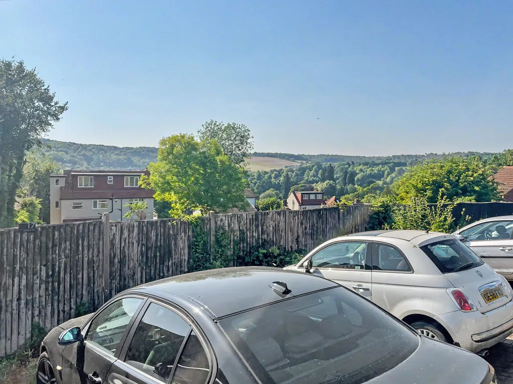 Lawsone Rise, High Wycombe HP13 5NS, photo 10