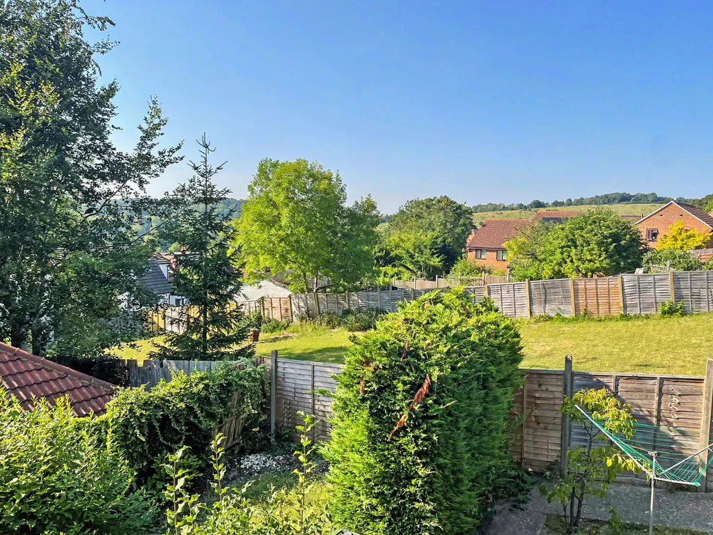 Lawsone Rise, High Wycombe HP13 5NS, photo 9