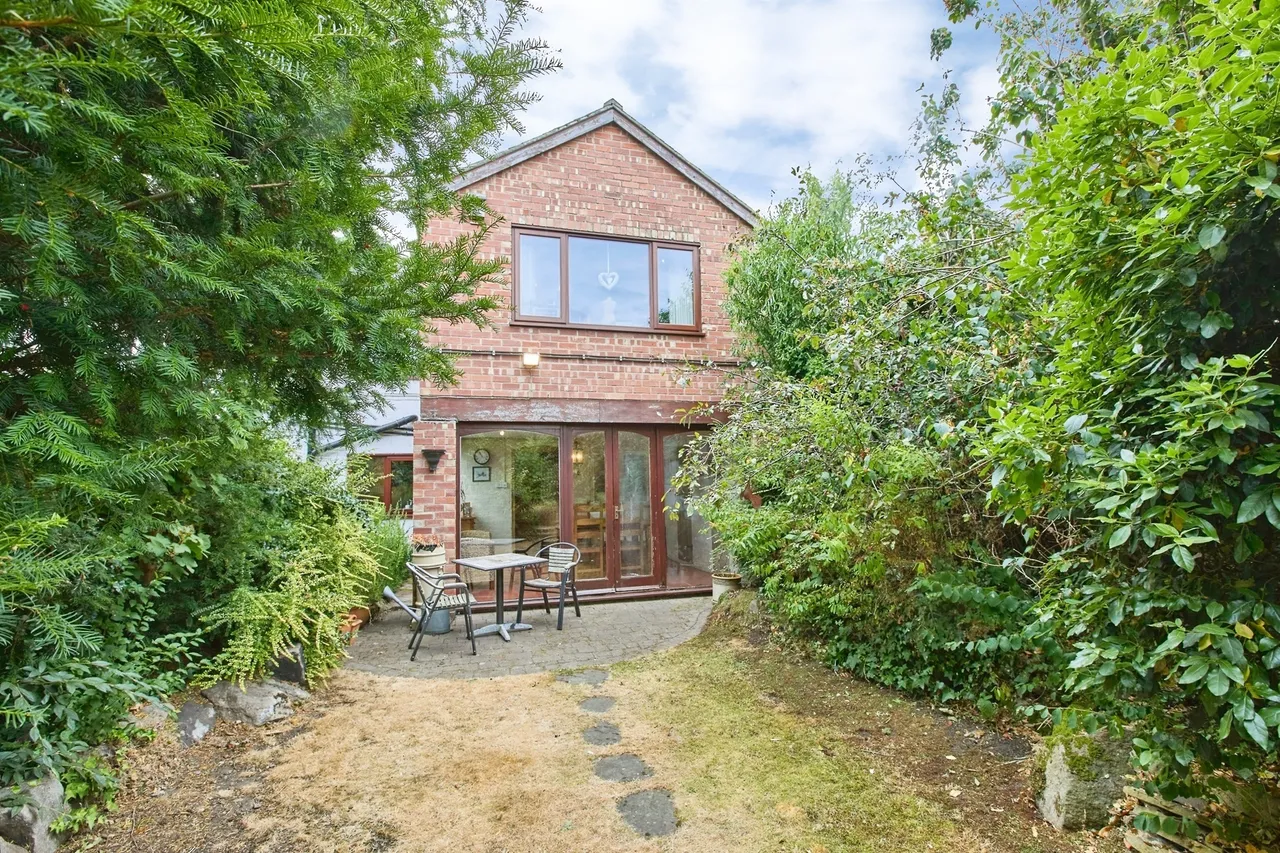 Field Lane, Alvaston, DE24, photo 16