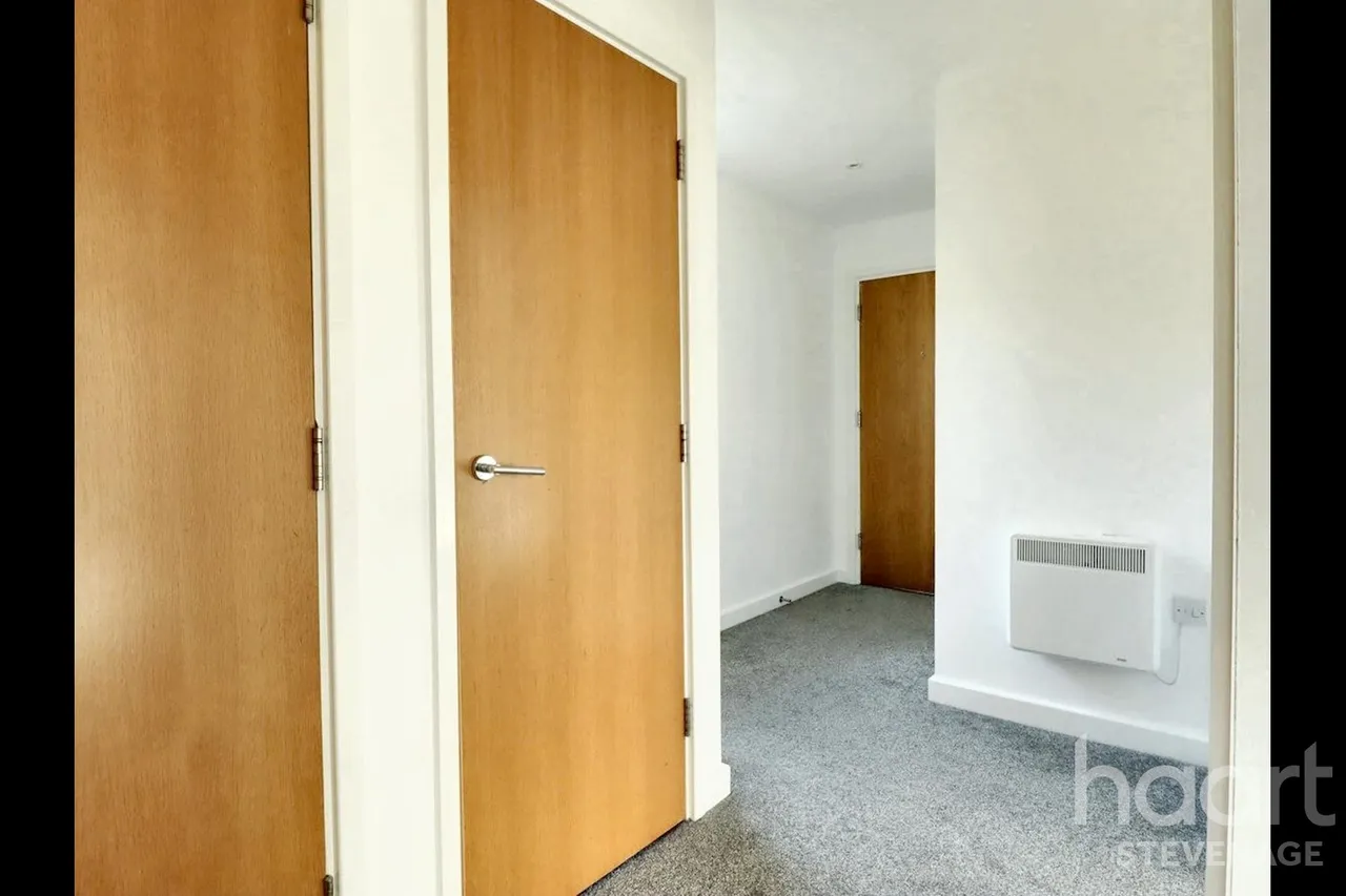 Admiral Drive, Stevenage, SG1, photo 5