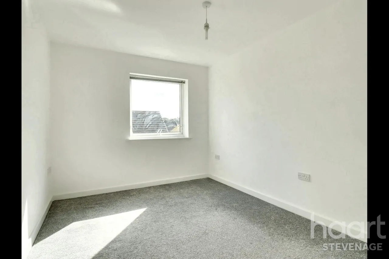 Admiral Drive, Stevenage, SG1, photo 11