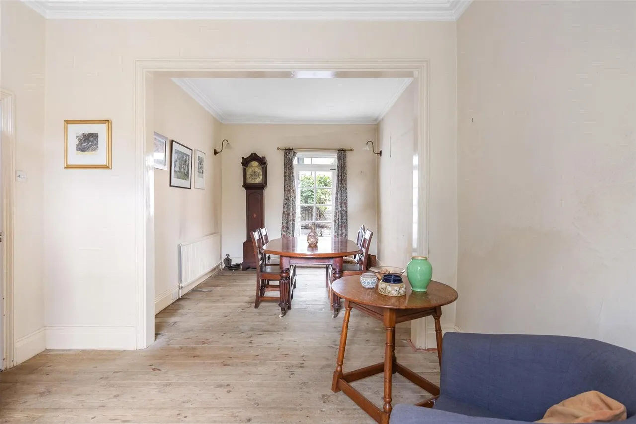 Meadow Road, London, SW8, photo 2