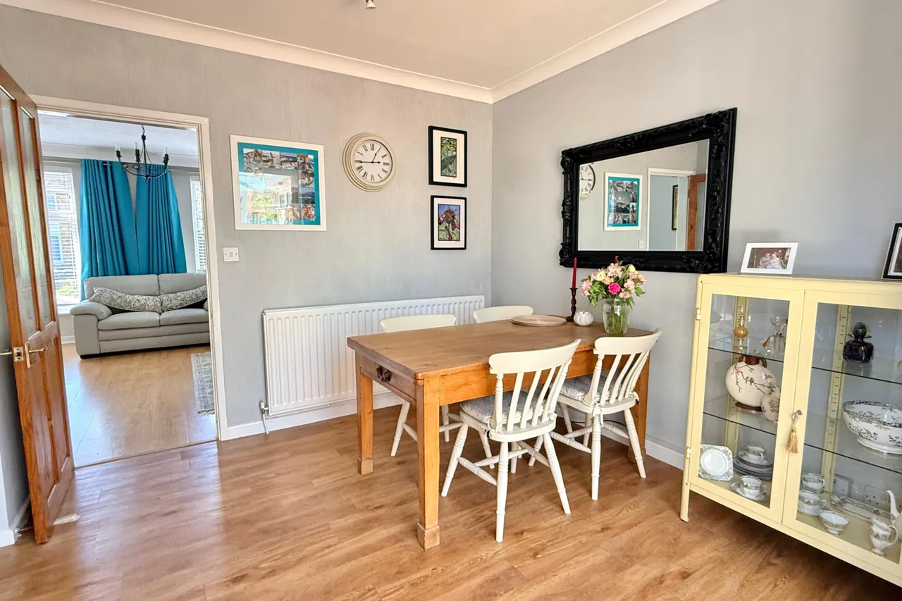 Pound Close, BH24, photo 8