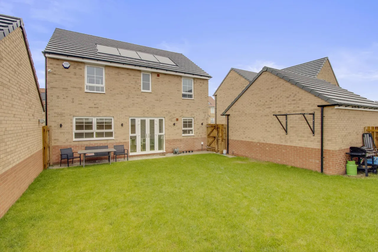 Chase Lane, Wakefield, WF3, photo 22