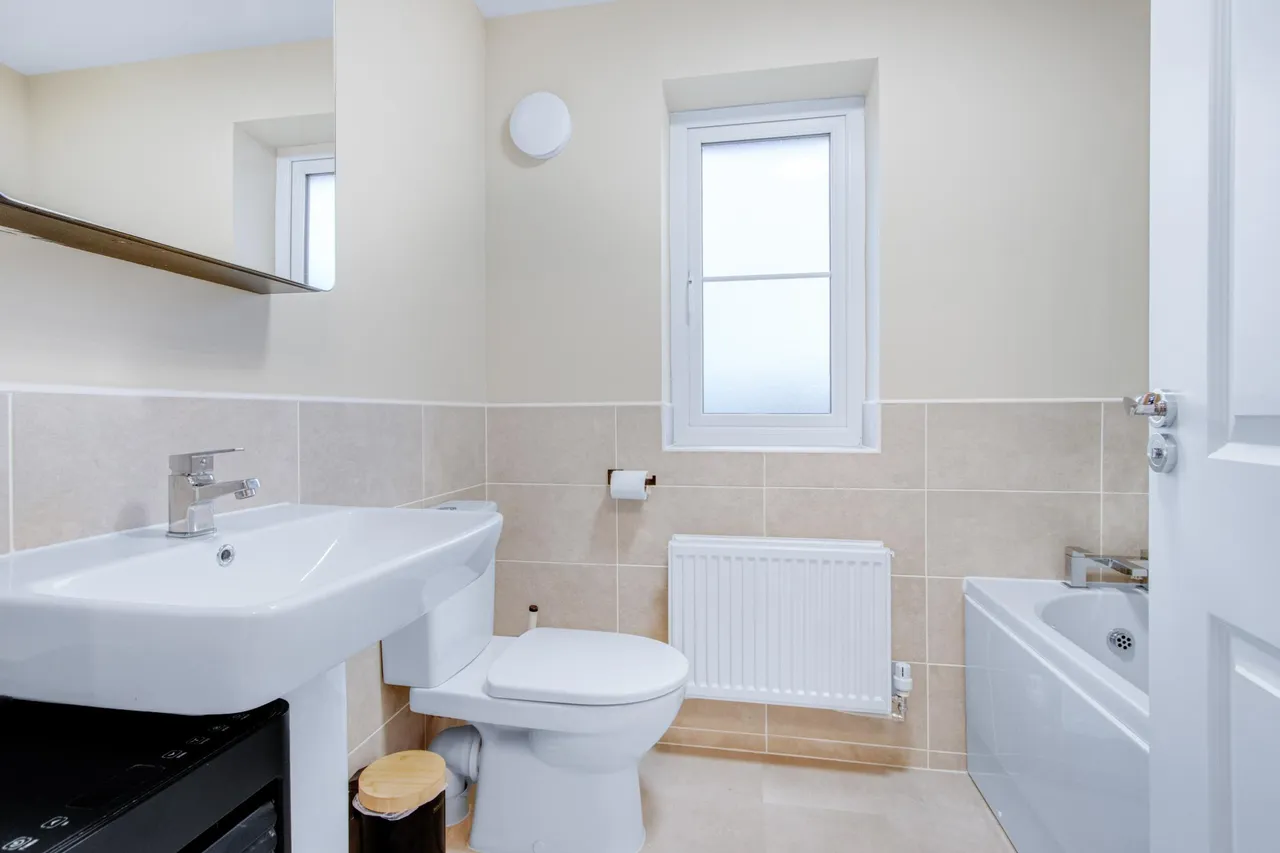 Chase Lane, Wakefield, WF3, photo 18