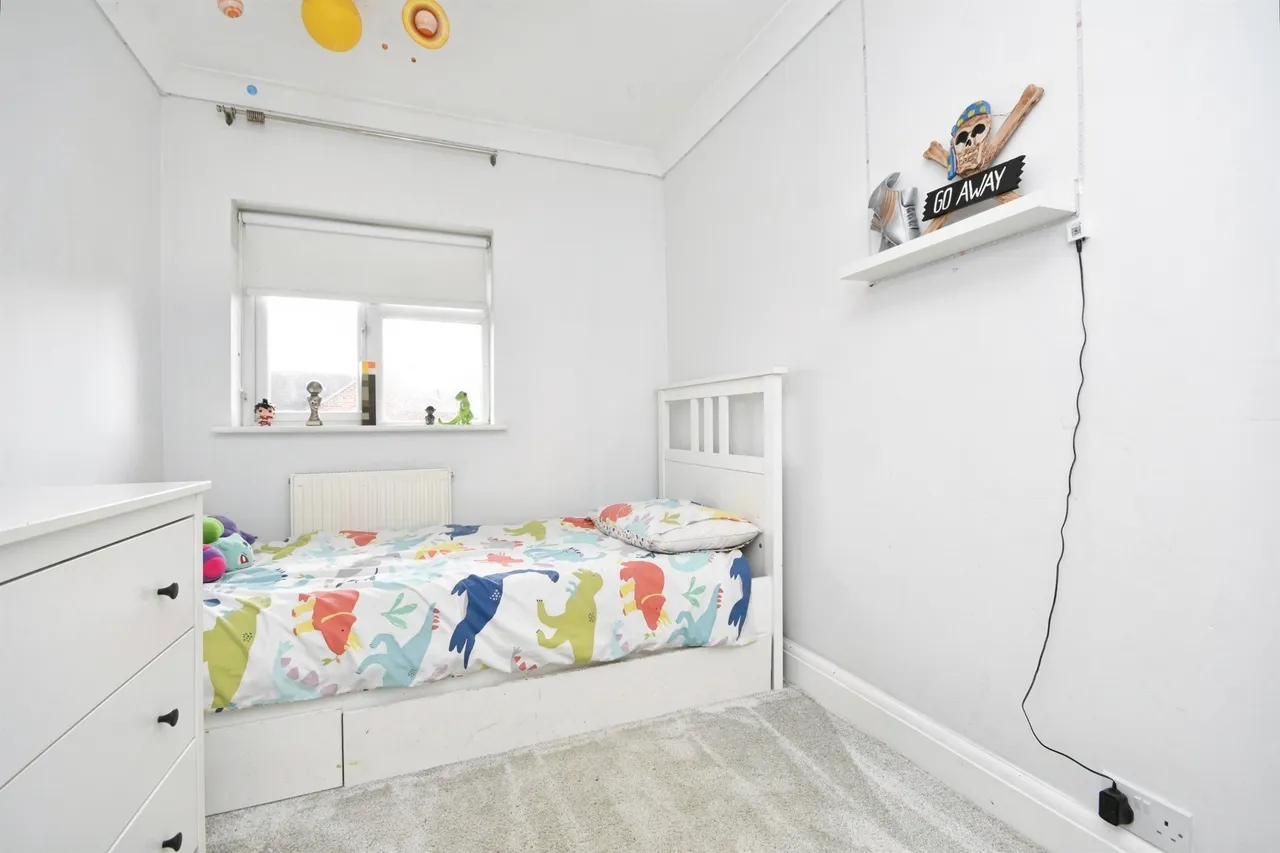 Carisbrook Road, Pilgrims Hatch, CM15, photo 17