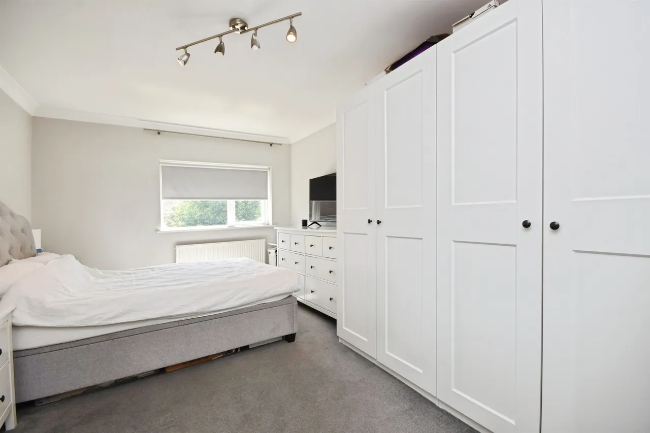 Carisbrook Road, Pilgrims Hatch, CM15, photo 13