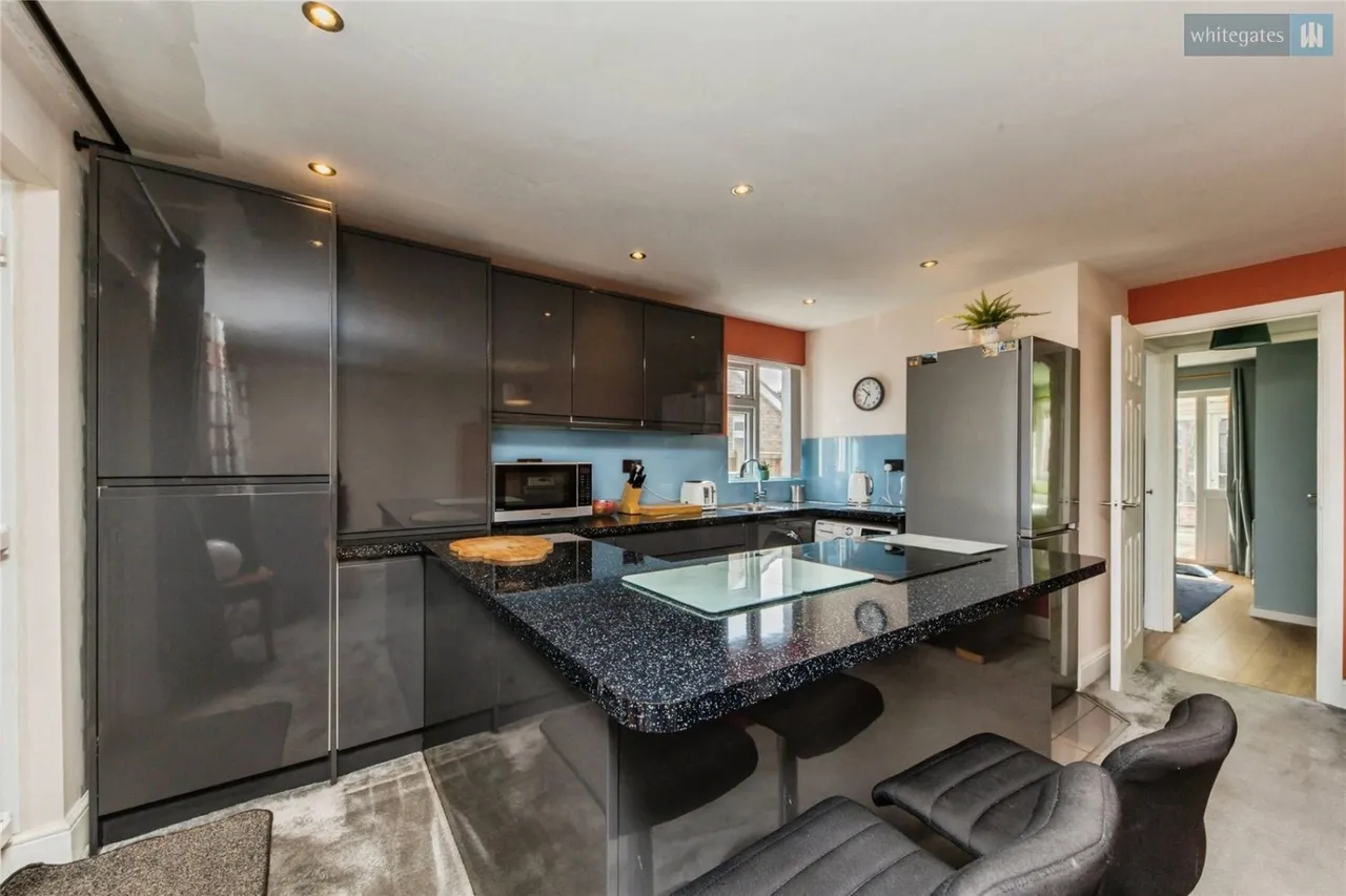 2 bed house for sale, Seaton Close, Crewe, CW1