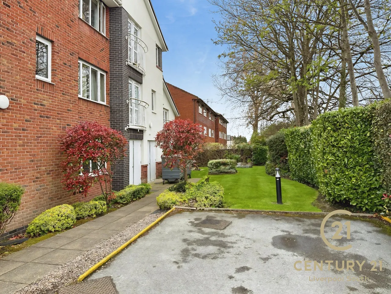 Woolton Road, L16, photo 15