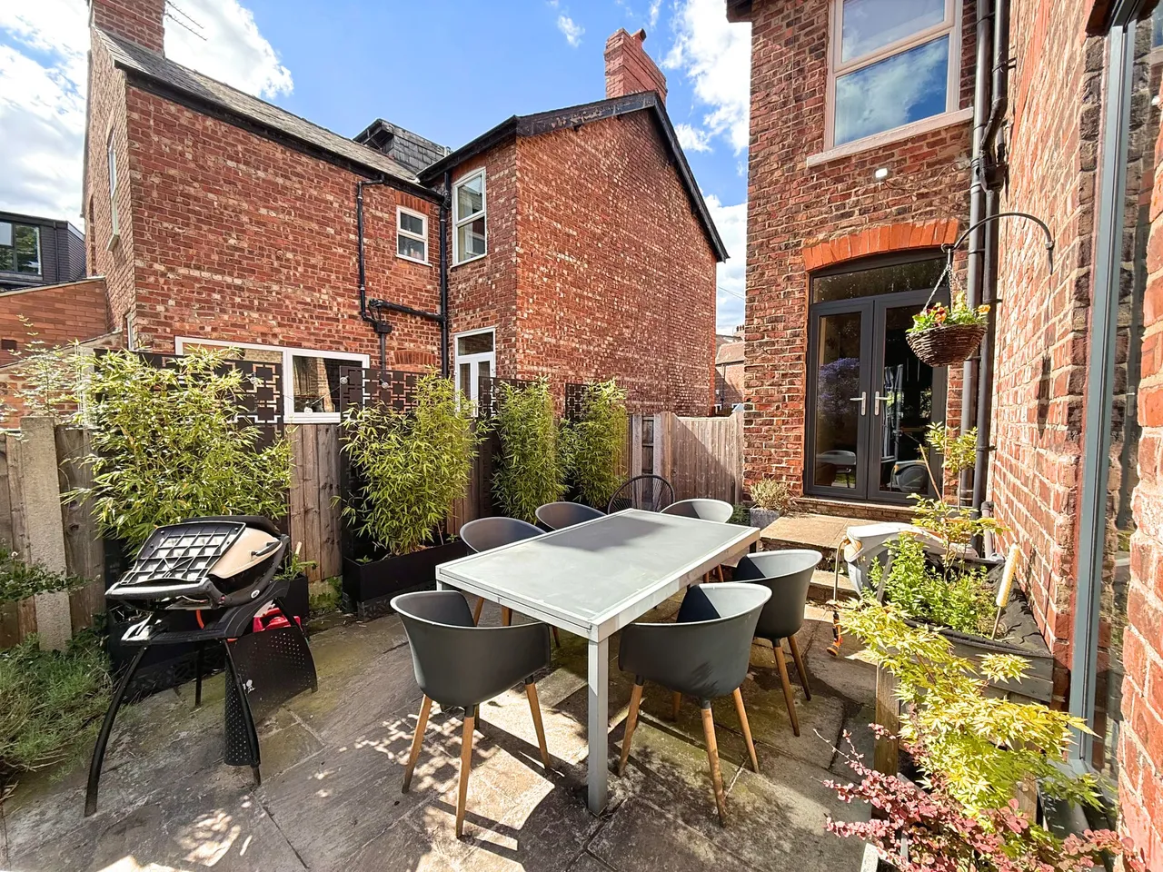 Mornington Road, Sale, photo 25