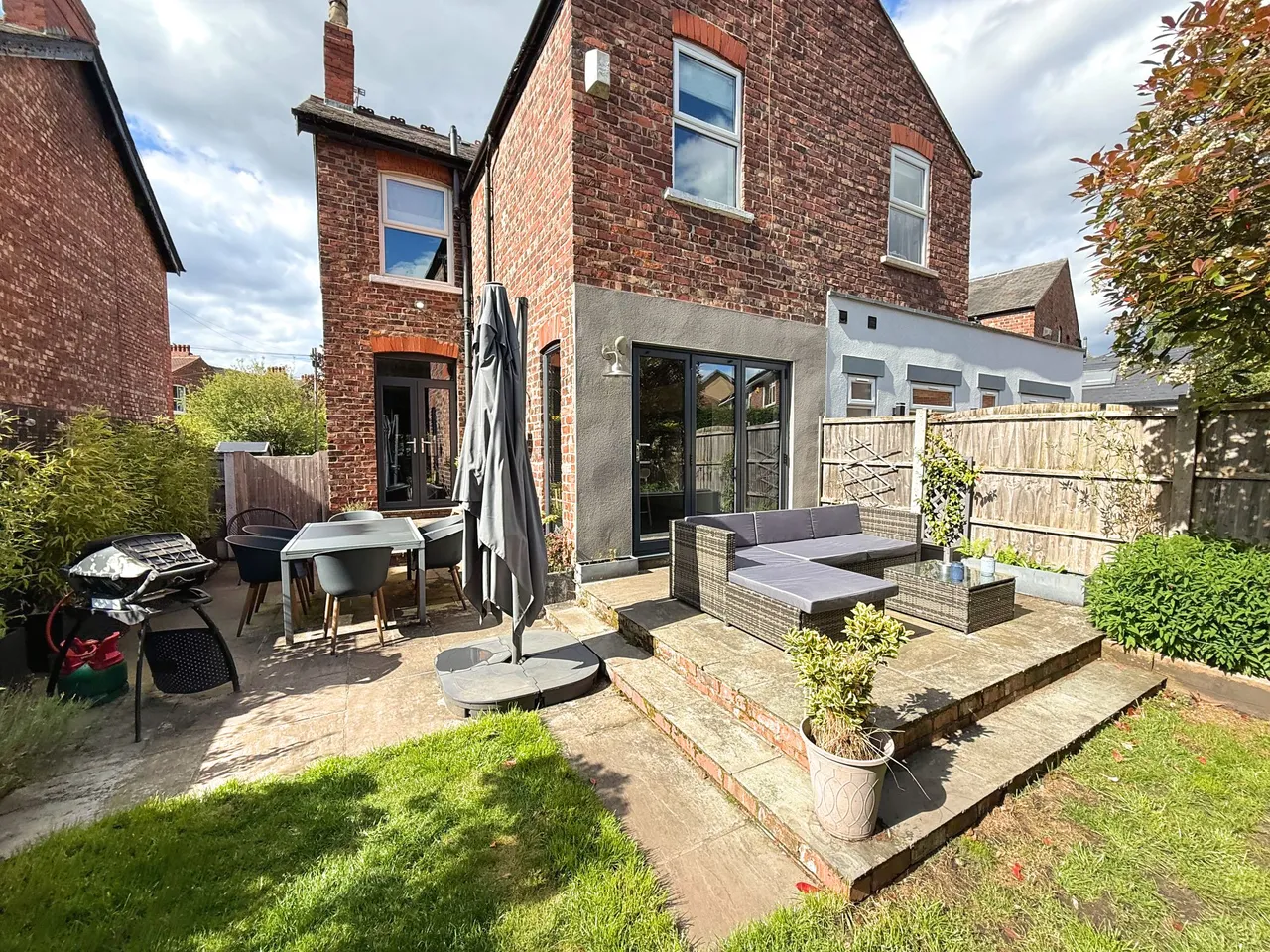 Mornington Road, Sale, photo 27