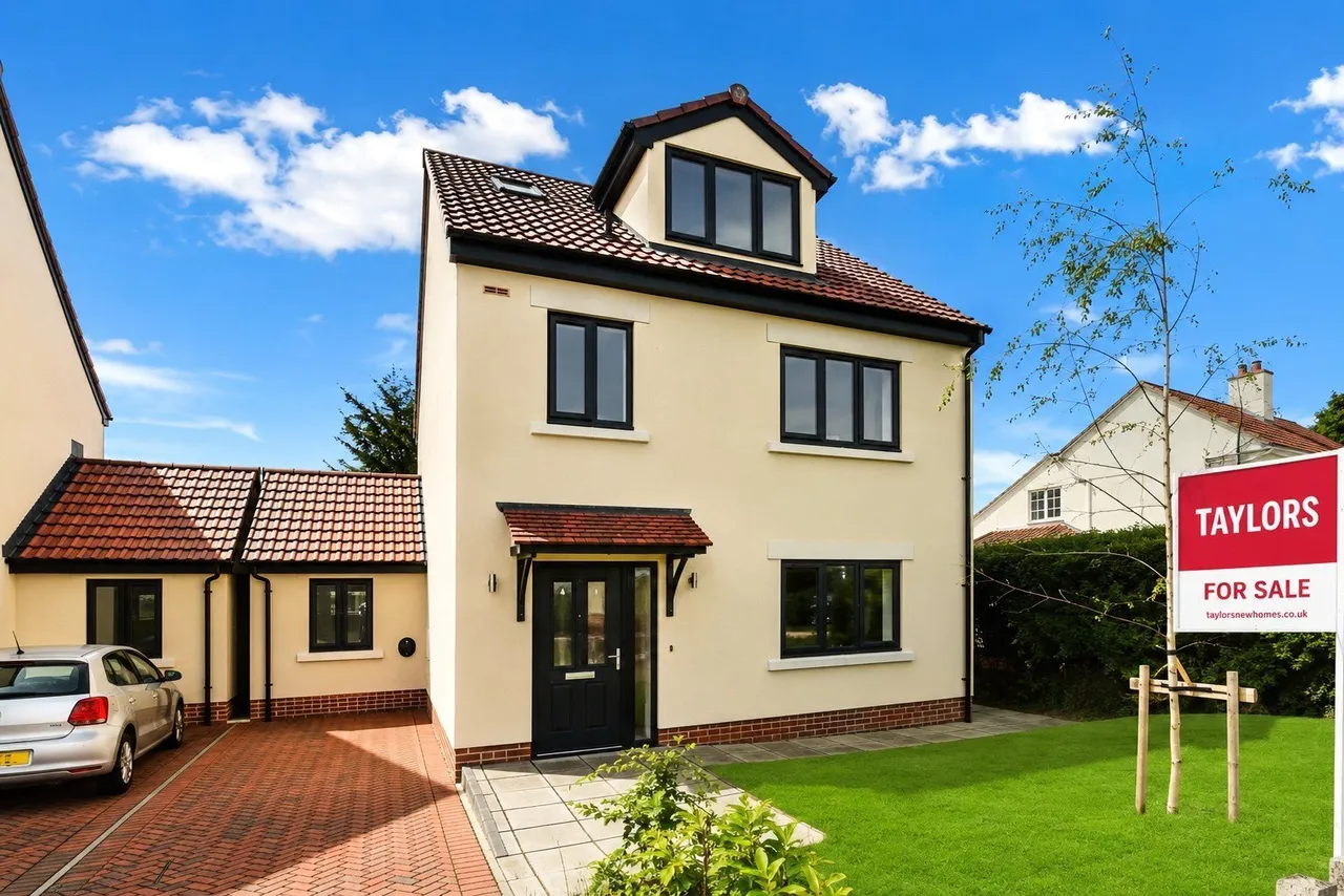 The Common, Patchway, Bristols On, Gloucestershire, BS34, photo 3