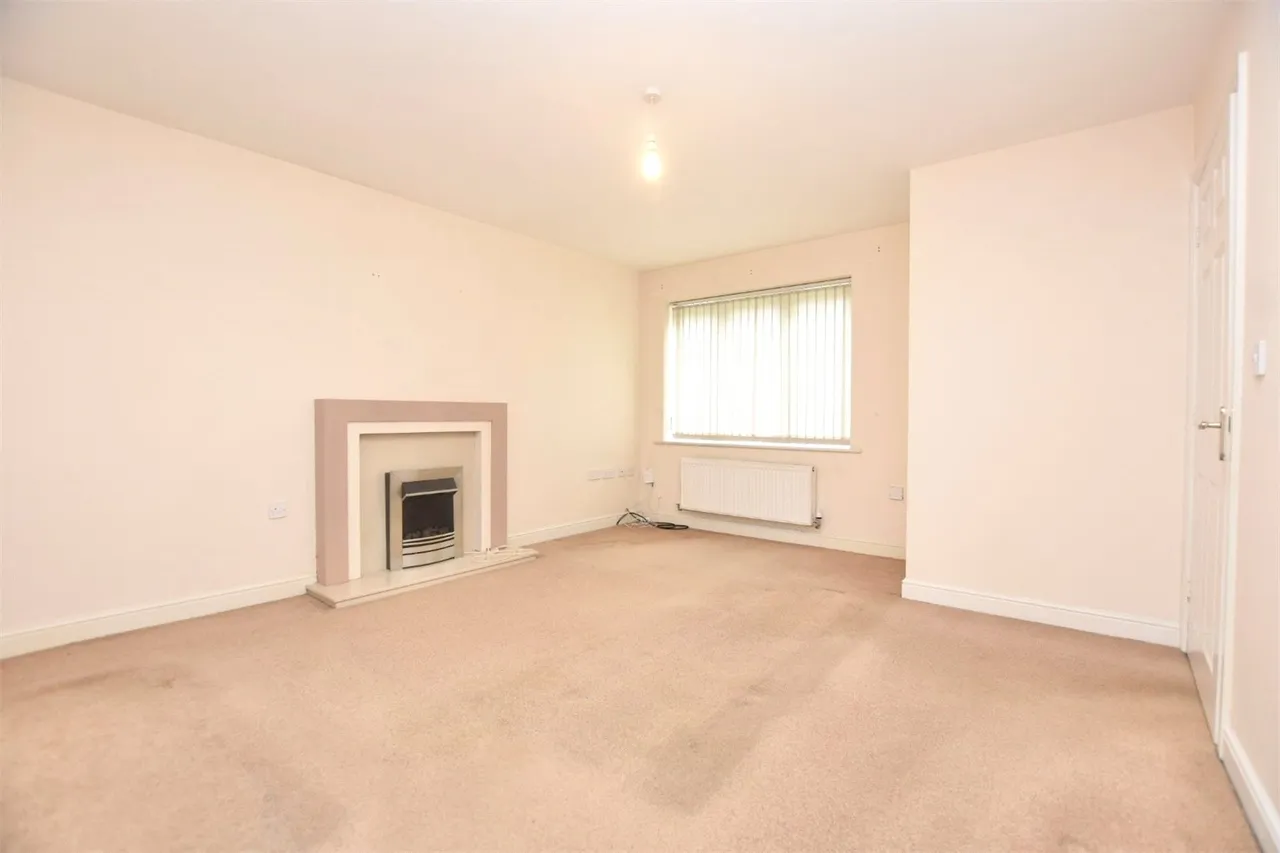 Wagstaffe Close, Fernhurst Farm, BB2, photo 2