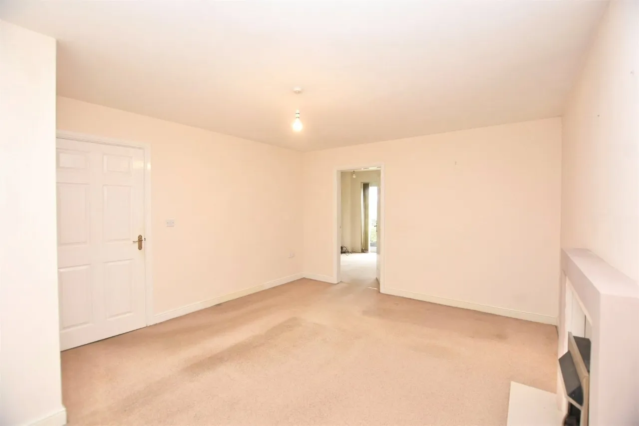 Wagstaffe Close, Fernhurst Farm, BB2, photo 3