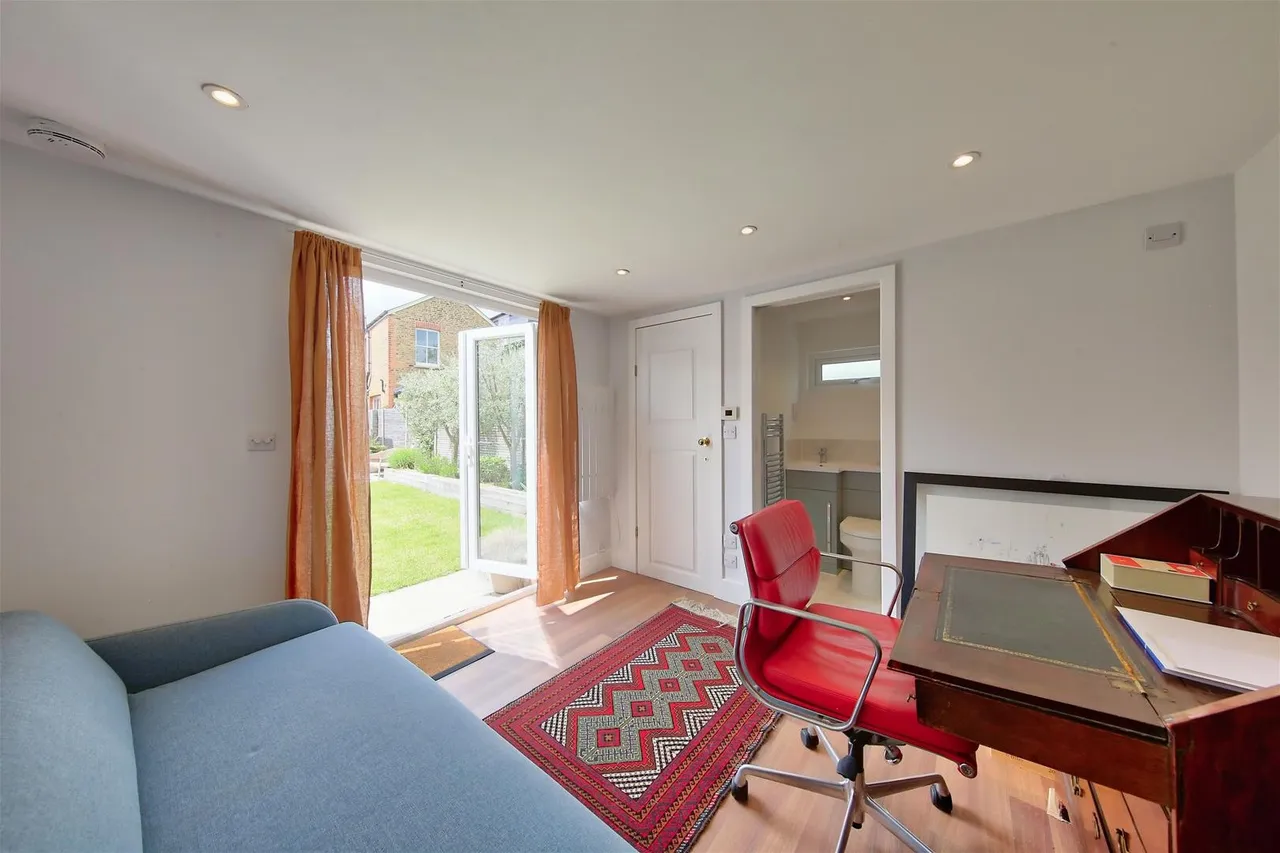 Poplar Grove, New Malden KT3 3DN, photo 12