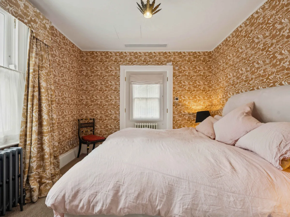 Petworth Street, london, SW11, photo 9