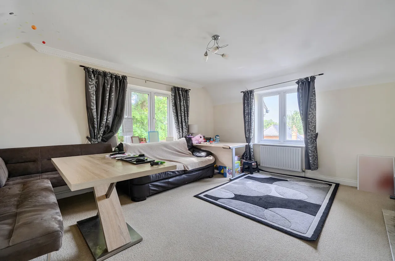 Lefroy Park, Fleet, GU51, photo 2