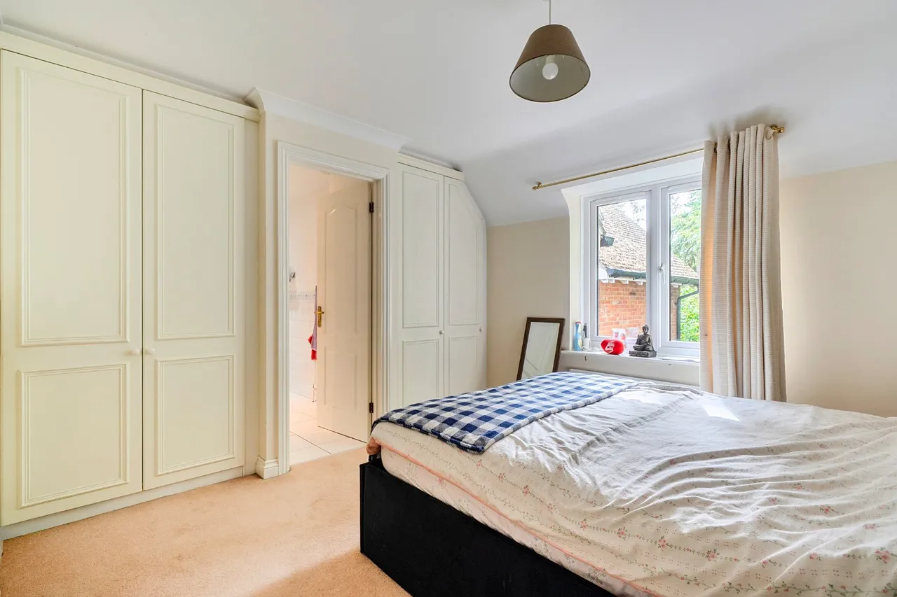 Lefroy Park, Fleet, GU51, photo 7