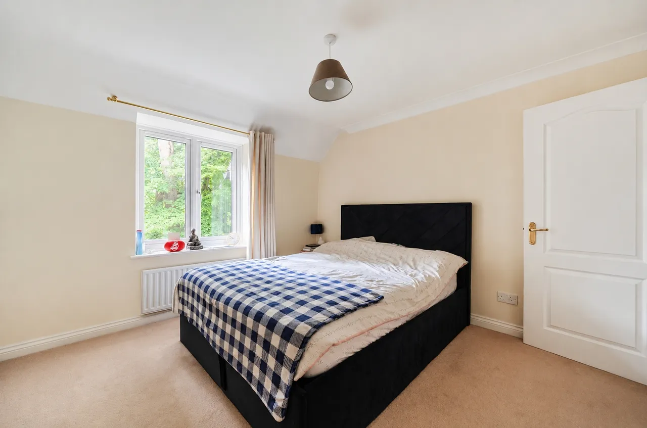 Lefroy Park, Fleet, GU51, photo 5