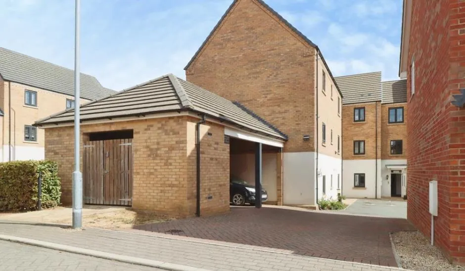Carnoustie Drive, Corby, NN17, photo 9
