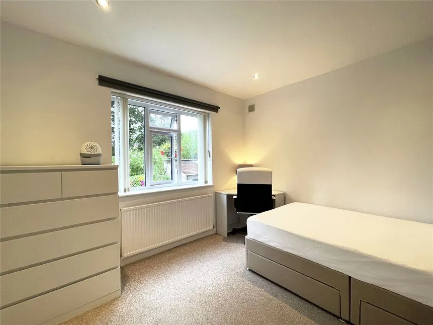 Chislehurst Road, Petts Wood, Kent, BR6, photo 6