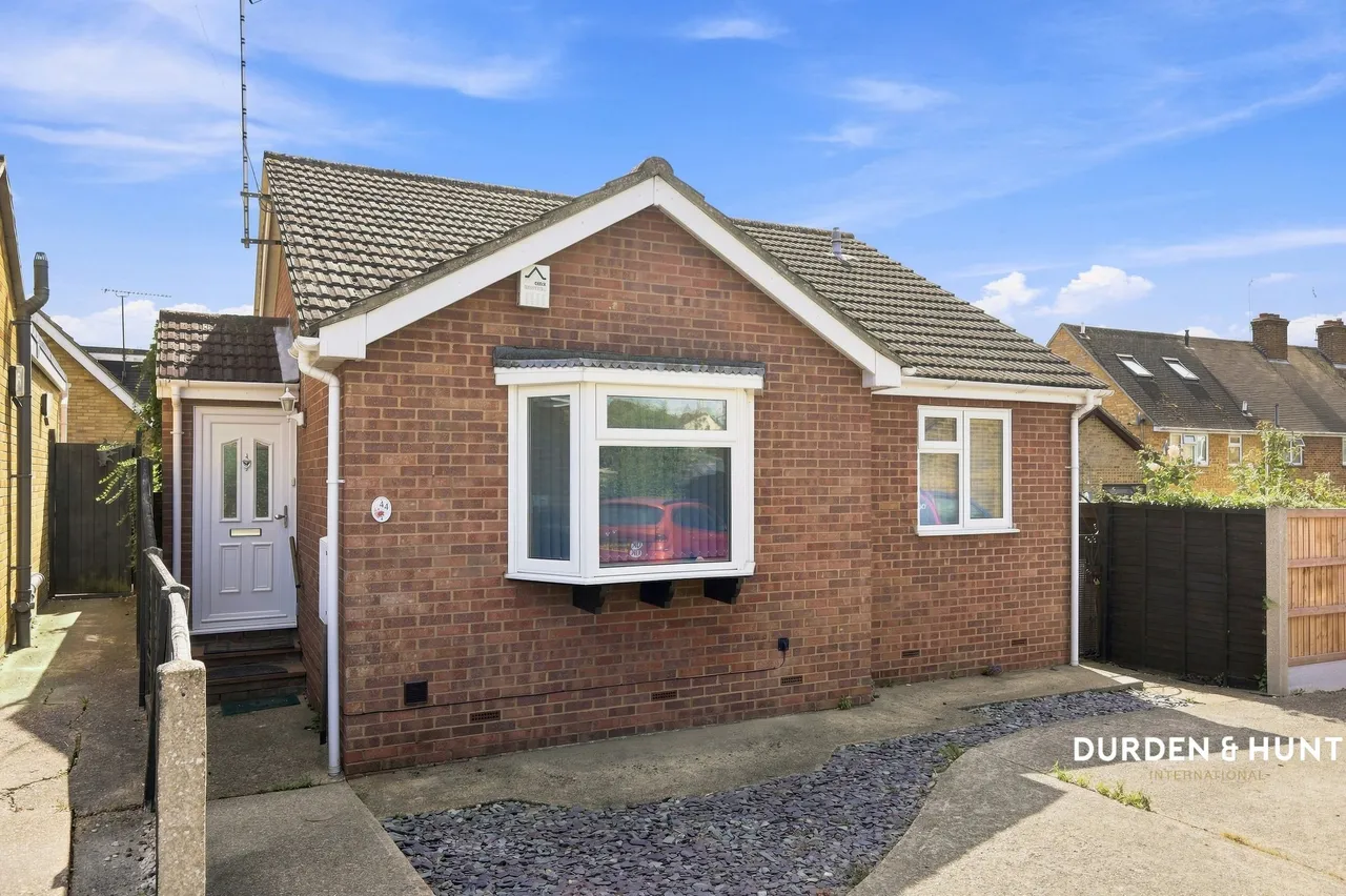 2 bed house for sale, Borrowdale Close, Benfleet, SS7