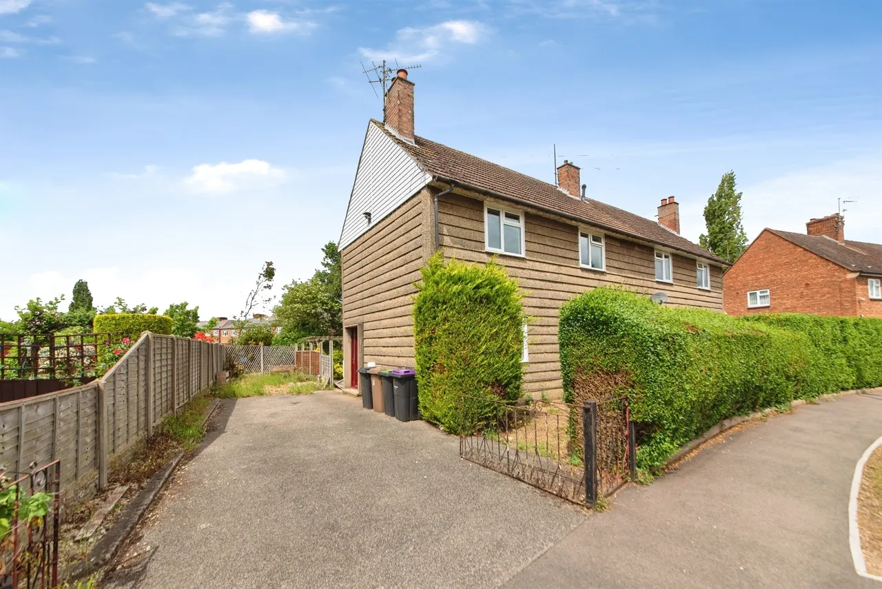 3 bed house for sale — Cedar Avenue, Sleaford