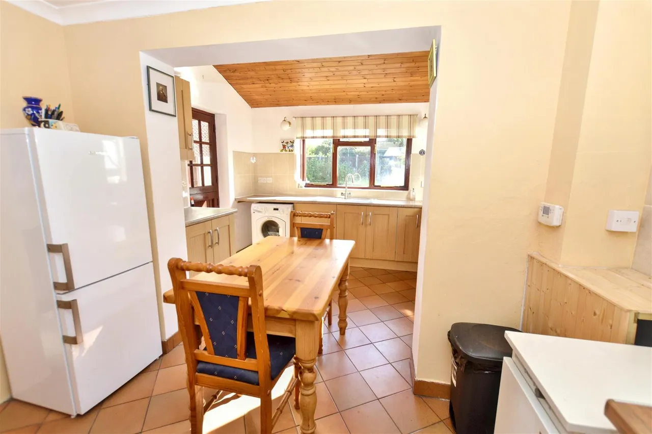 Church Road, West Beckham, NR25, photo 7