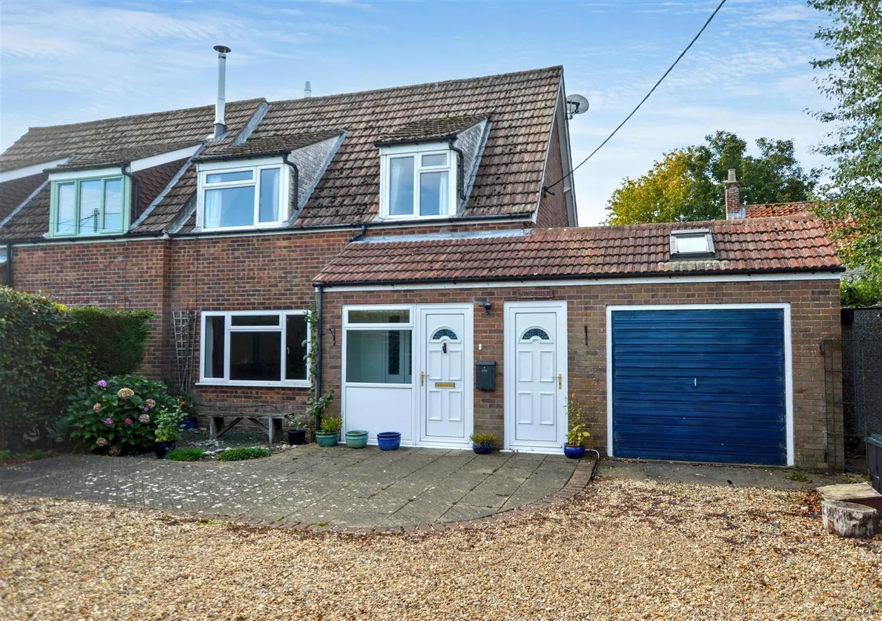 Church Road, West Beckham, NR25, photo 24