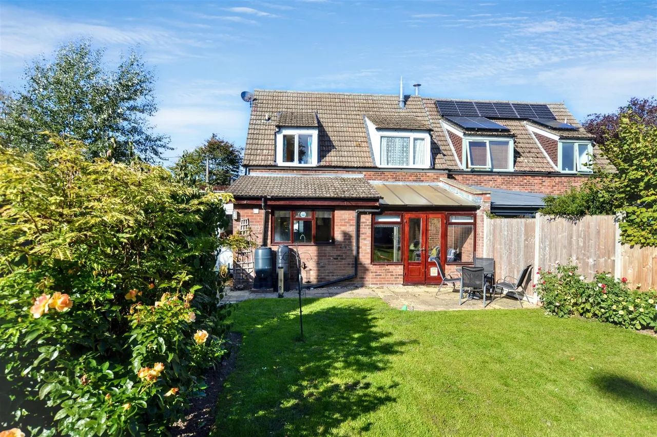 Church Road, West Beckham, NR25, photo 19