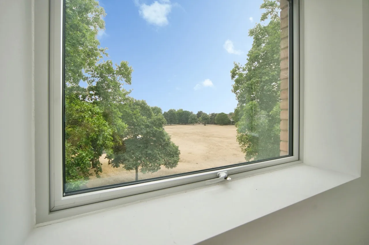 Burges Road, East Ham, London, E6, photo 17