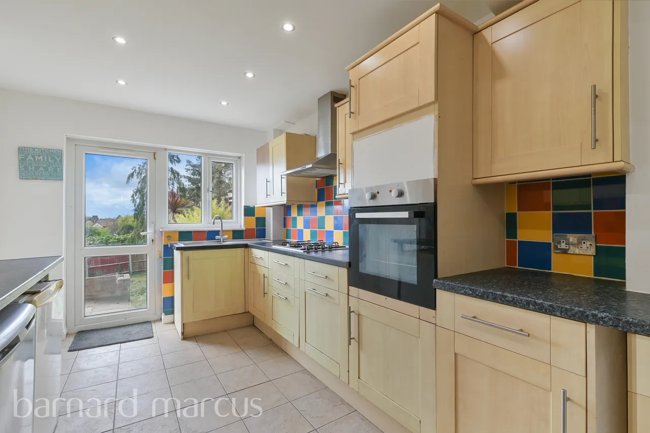 Covington Way, London, SW16, photo 3