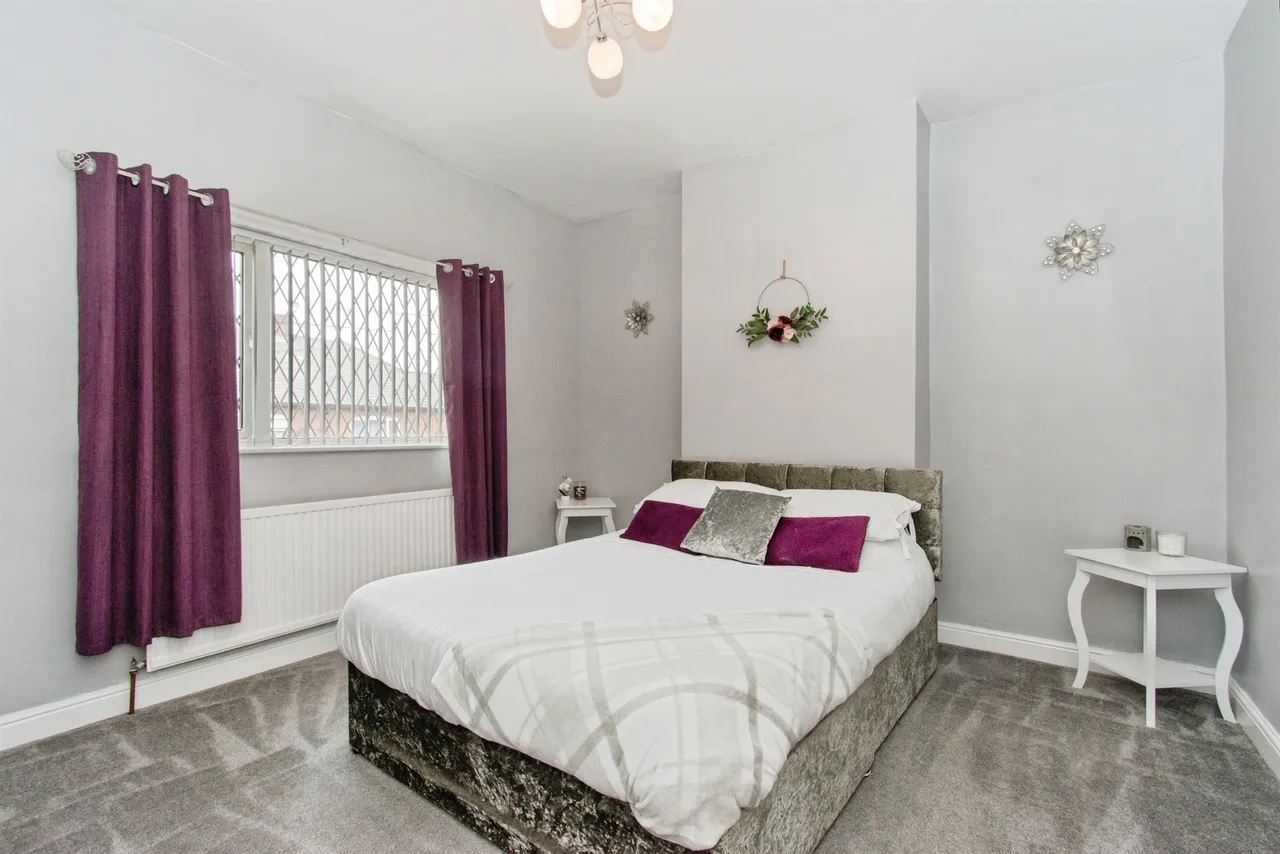 Lower Cambridge Street, CASTLEFORD, photo 9