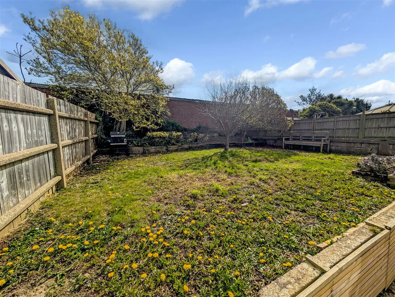 Lansdowne Road, Wick, photo 10