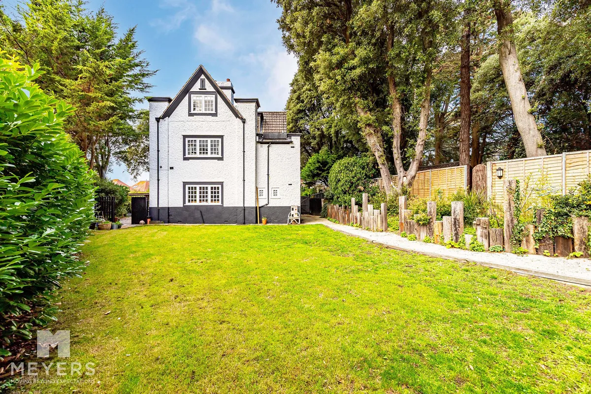 St. Catherines Road, Briar Patch, BH6, photo 2