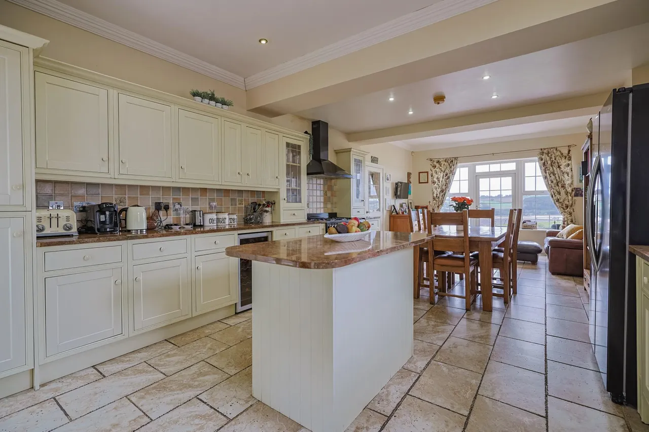 Aberfa, Ferryside, photo 7