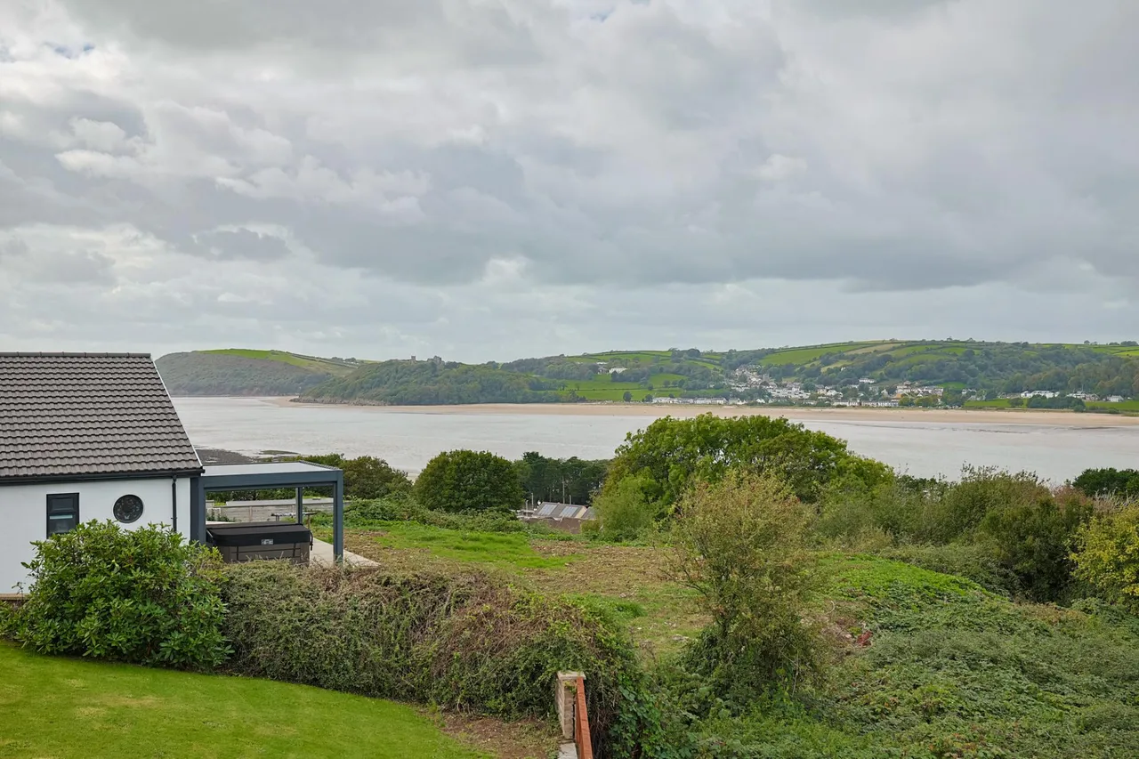 Aberfa, Ferryside, photo 34
