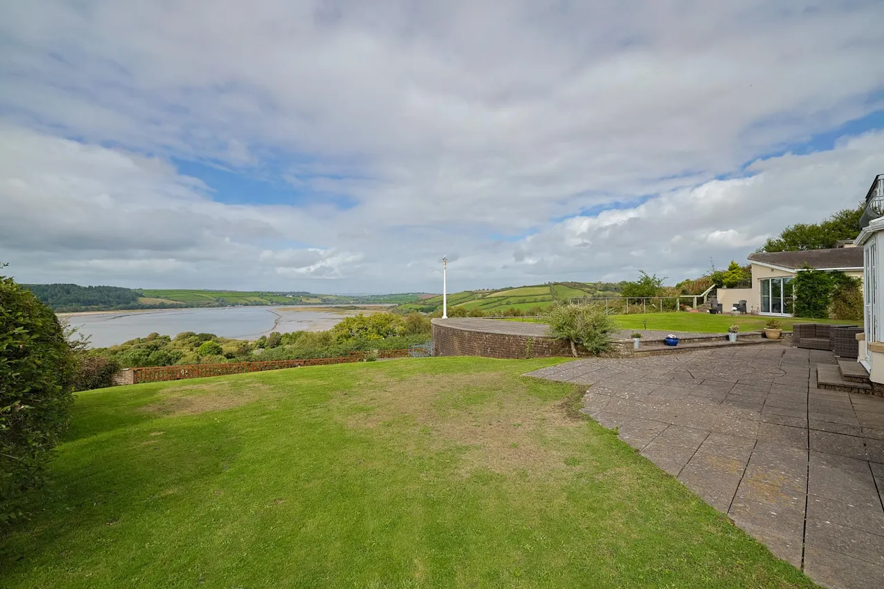 Aberfa, Ferryside, photo 31