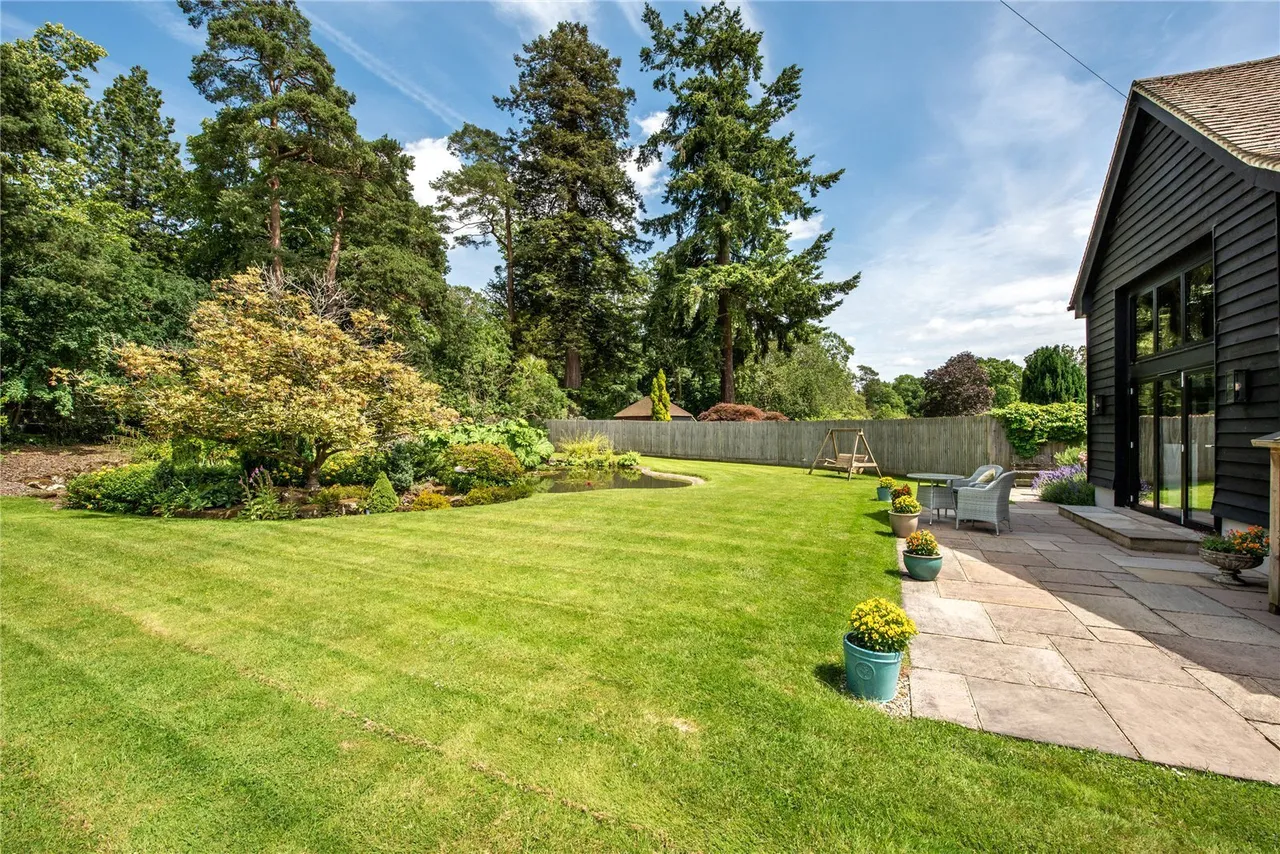 Standon Lane, Ockley, RH5, photo 18