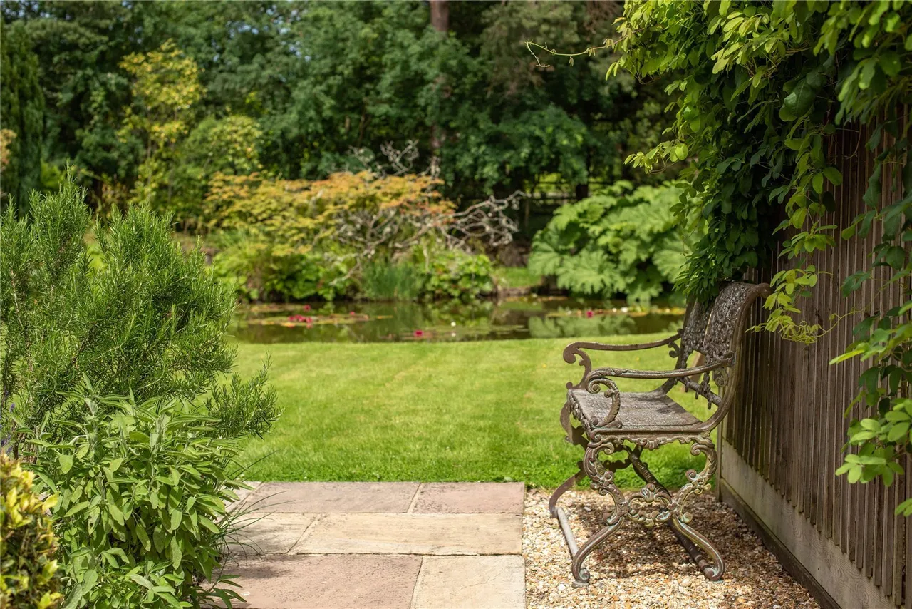 Standon Lane, Ockley, RH5, photo 11