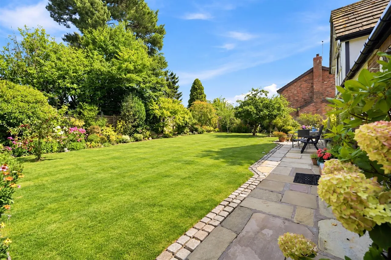 Butley Lanes, Prestbury, SK10, photo 23