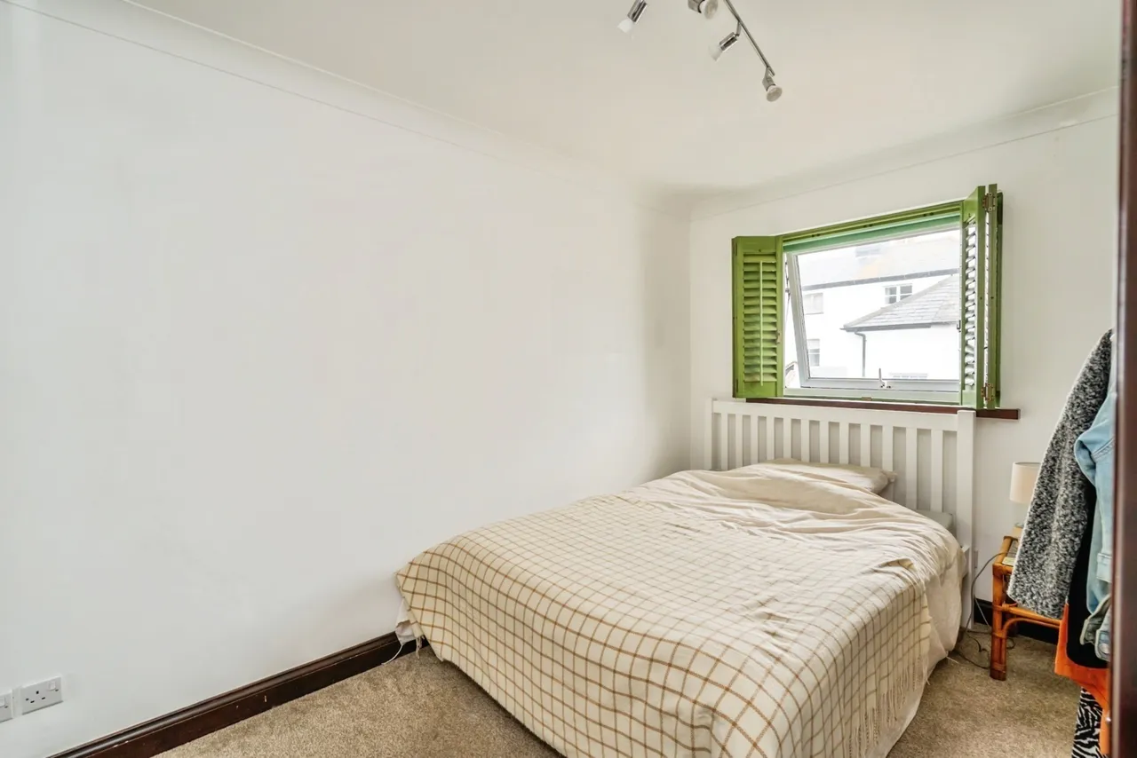 Market Street, Bognor Regis, PO21, photo 9