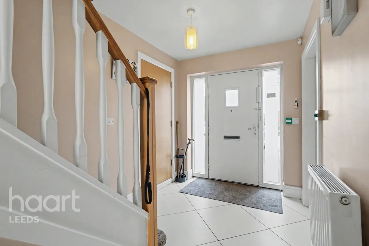 Gascoigne Close, Pontefract, WF8, photo 7