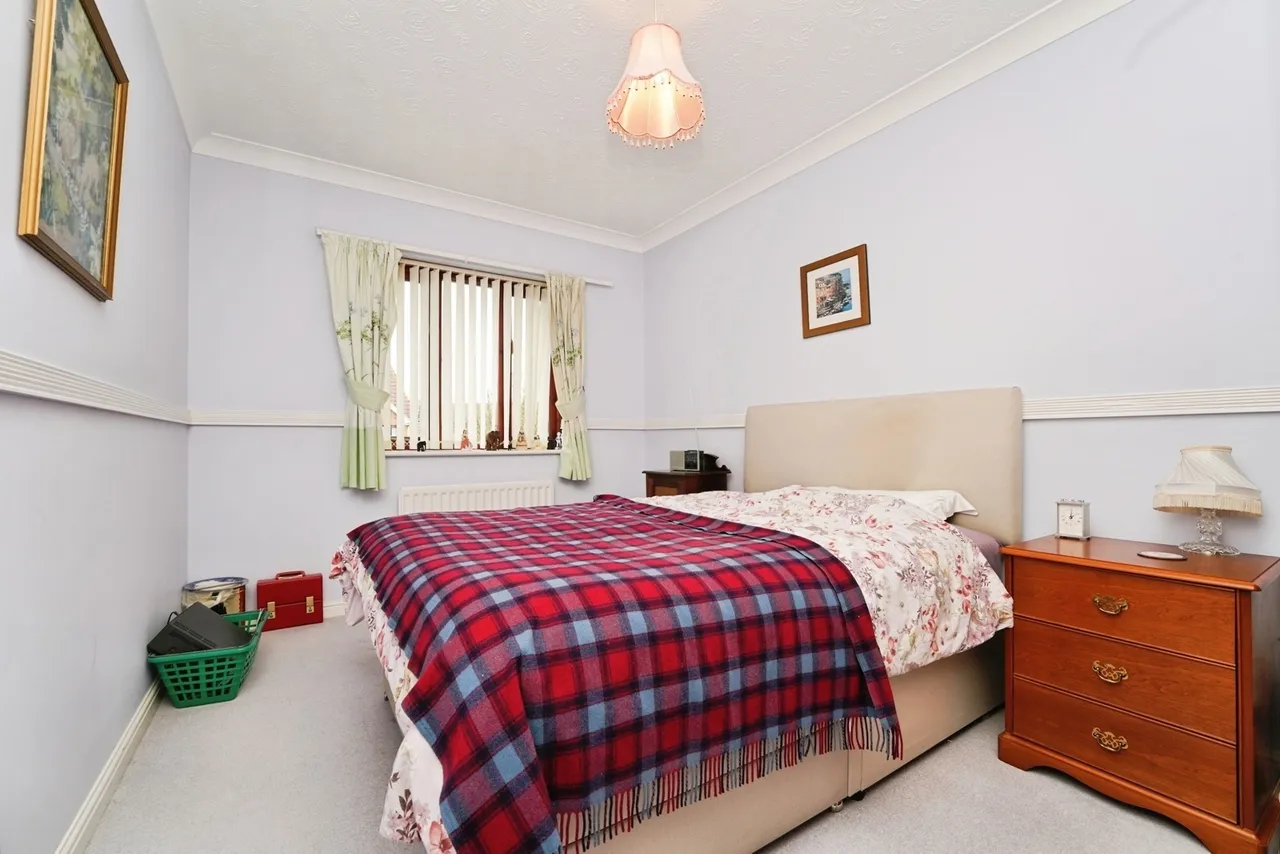 Burma Close, Evesham, WR11, photo 7