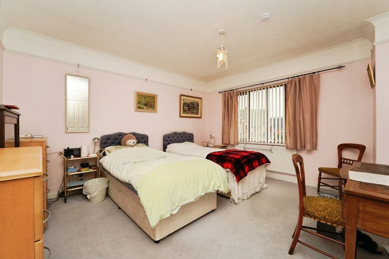 Burma Close, Evesham, WR11, photo 8