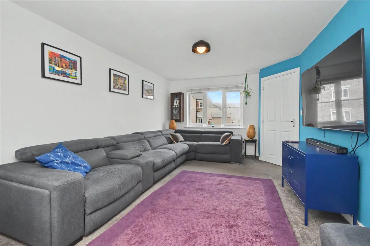 Averill Way, Micklefield, LS25, photo 4