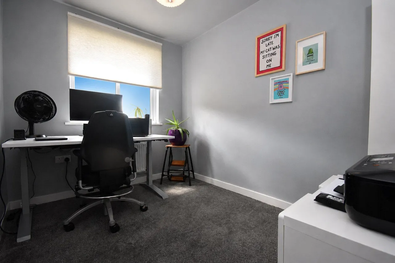Averill Way, Micklefield, LS25, photo 19